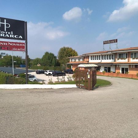 Hotel Petrarca Boara Pisani Eksteriør bilde